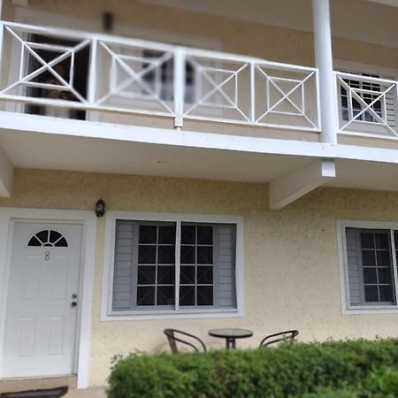 Club Caribbean Apartments Runaway Bay Luaran gambar