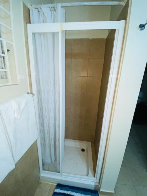 Club Caribbean Apartments Runaway Bay Luaran gambar