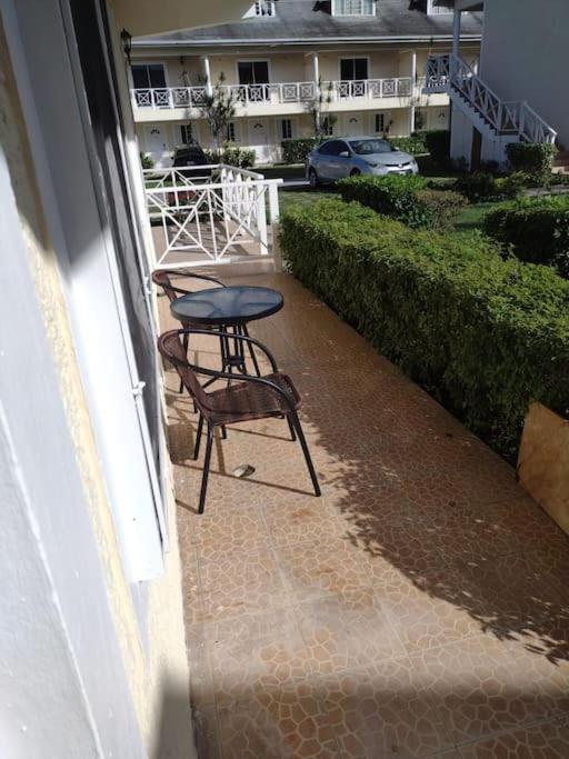 Club Caribbean Apartments Runaway Bay Luaran gambar