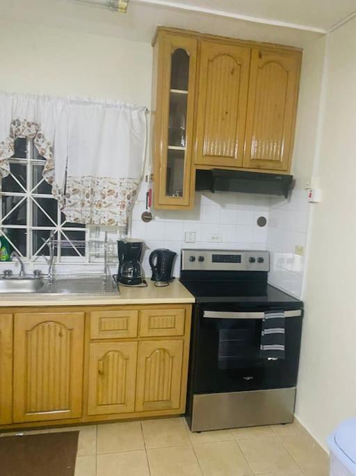Club Caribbean Apartments Runaway Bay Luaran gambar